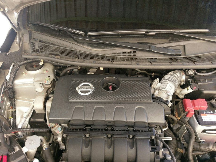 Nissan Super Serena引擎